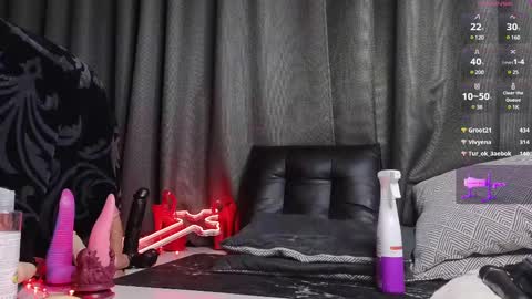 devil_s_bride online show from March 10, 5:18 pm