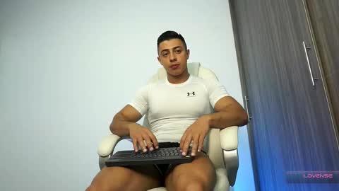 Devin Hunter online show from January 6, 12:58 am