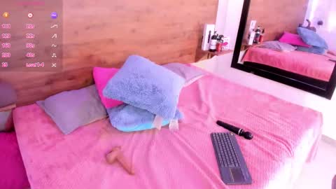 Mrs Devora online show from September 20, 9:51 pm