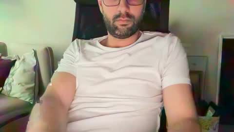 Snapshot of devswiss chatting on March 9, 4:44 pm DevSwiss online show from March 9, 4:44 pm