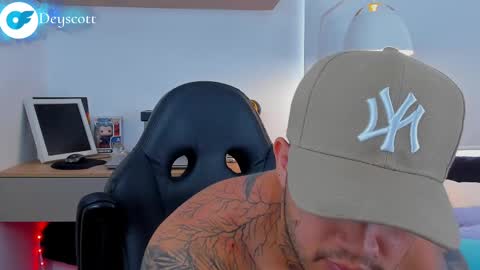 JULIAN online show from February 19, 6:10 pm