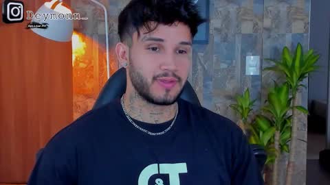 JULIAN online show from October 14, 8:34 pm