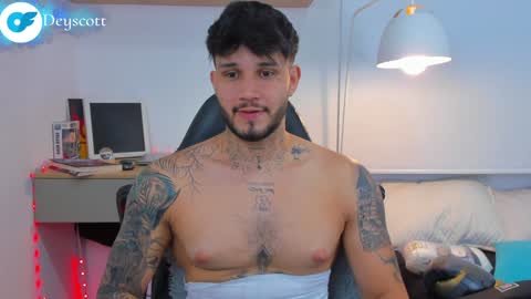 JULIAN online show from January 14, 1:15 am