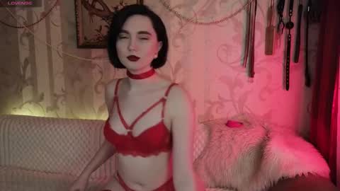 Diana Di Honey online show from February 12, 2:09 pm