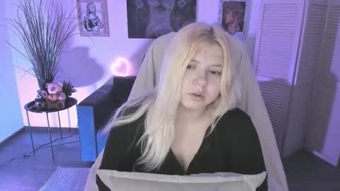 Dia online show from November 30, 12:40 am