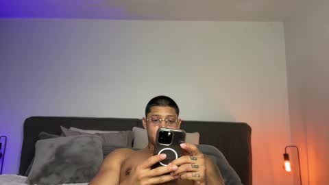 Diego online show from February 20, 1:49 am