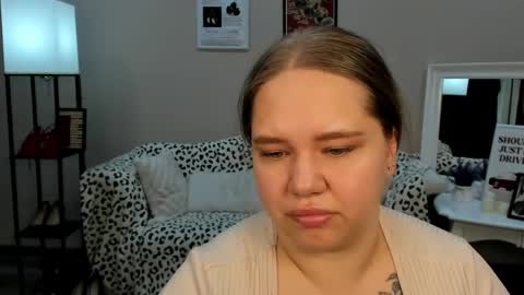 Diana online show from May 18, 4:07 am