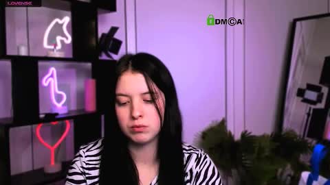 diara ti online show from December 16, 7:20 pm