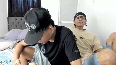 dick online show from December 3, 12:28 pm