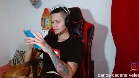 Snapshot of dick_monster23cm chatting on October 21, 5:16 pm dick_monster23cm online show from October 21, 5:16 pm