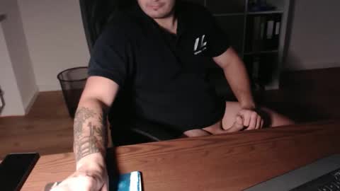 dickeeier96 online show from November 14, 4:09 pm