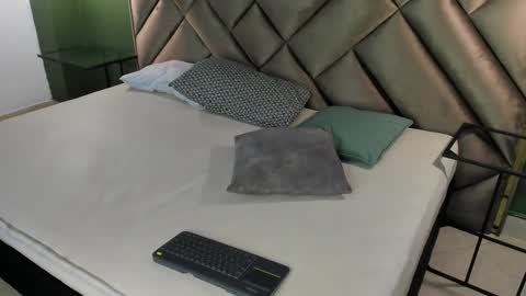 dickie_dicking online show from November 12, 11:18 pm