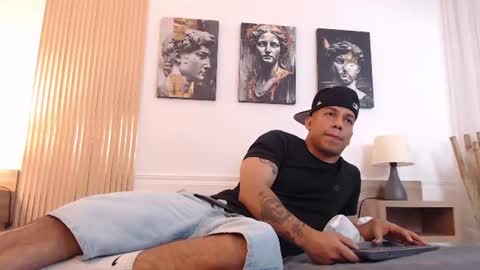 diego_salvatore online show from July 17, 5:04 pm
