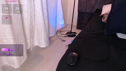 alexander online show from March 8, 9:51 pm