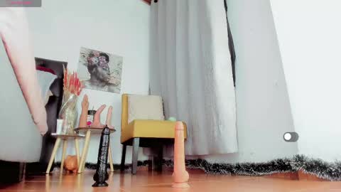 difiortiffany online show from May 1, 3:22 am