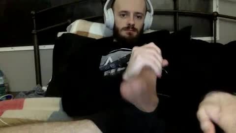 Snapshot of digbicknik chatting on February 22, 2:39 am digbicknik online show from February 22, 2:39 am