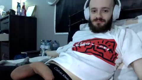 Snapshot of digbicknik chatting on February 14, 5:09 am digbicknik online show from February 14, 5:09 am