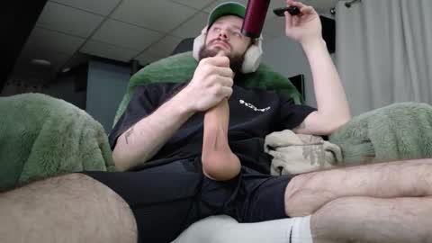 digbicknik online show from February 18, 2:22 am