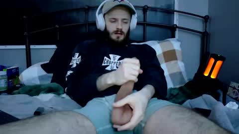 Snapshot of digbicknik chatting on March 5, 3:40 am digbicknik online show from March 5, 3:40 am