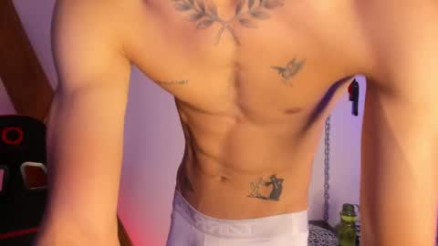 DILAN online show from April 1, 8:17 pm