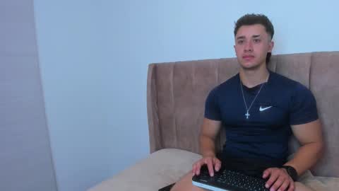 Dilan Coy online show from September 28, 3:04 am