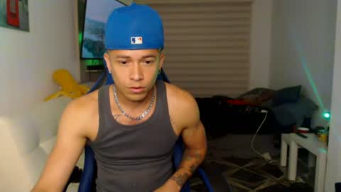 dilanxxx8888 online show from August 5, 4:20 am