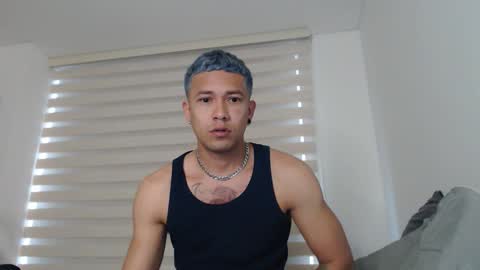 dilanxxx8888 online show from December 5, 11:41 am