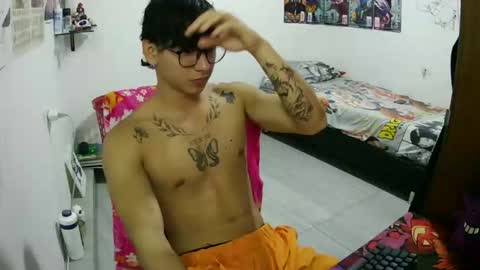 dillom420 online show from January 14, 3:36 am