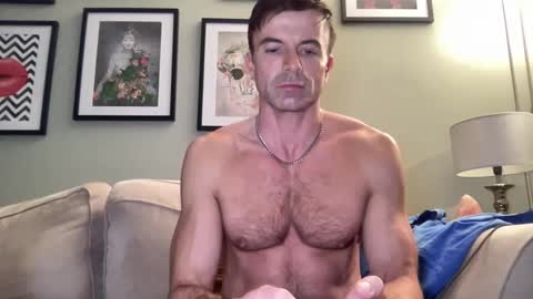 Snapshot of dillonwilde chatting on January 16, 8:25 pm Dillon online show from January 16, 8:25 pm