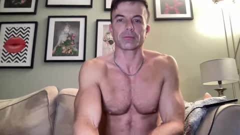 Snapshot of dillonwilde chatting on January 29, 8:56 pm Dillon online show from January 29, 8:56 pm