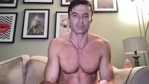 Snapshot of dillonwilde chatting on January 25, 9:25 pm Dillon online show from January 25, 9:25 pm