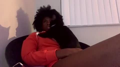 Snapshot of dimedoll33 chatting on September 16, 2:46 am black american princess online show from September 16, 2:46 am