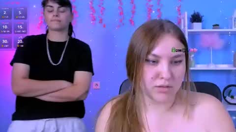 dina_bloom online show from July 7, 7:18 pm