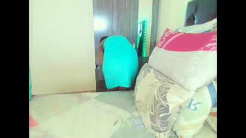 dinnydakrazx online show from December 15, 6:09 am