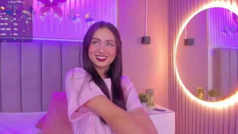 Snapshot of diosa_cristal chatting on October 5, 4:21 am Cristal online show from October 5, 4:21 am