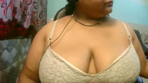 Snapshot of dipa2345 chatting on October 6, 11:39 am dipa2345 online show from October 6, 11:39 am