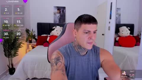 johny online show from October 15, 4:19 pm