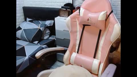 LEXA online show from February 2, 11:11 pm