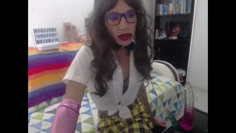 Majo online show from November 30, 6:37 pm