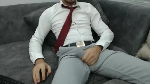 dirtyybooyy77 online show from October 28, 6:53 pm