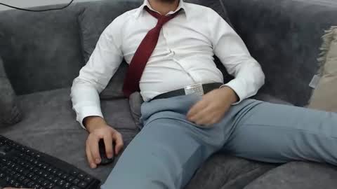 dirtyybooyy77 online show from November 18, 7:28 pm