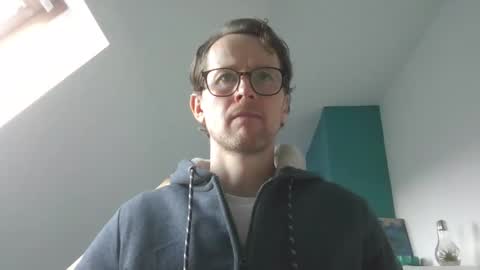 discovery_99 online show from December 3, 10:01 am