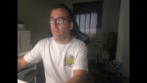 ditos_c online show from October 16, 8:14 am