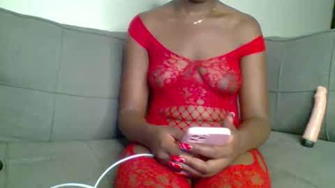 queen kinky online show from May 4, 9:21 pm