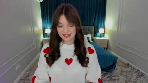 Hannah online show from December 1, 7:01 pm