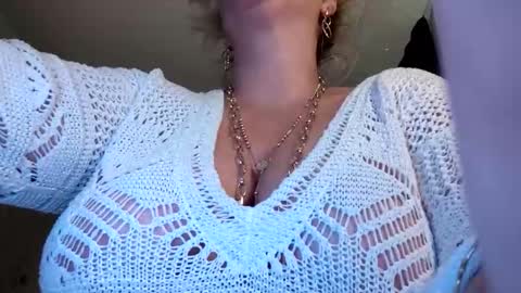 Alexxa online show from February 2, 1:14 am