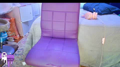 Jade Divyne online show from December 16, 5:27 am