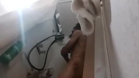 dixonbird41 online show from October 2, 6:12 am