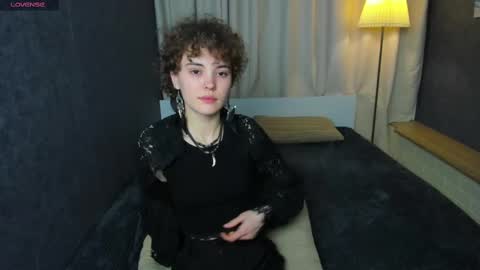 Dizer online show from February 19, 6:43 pm