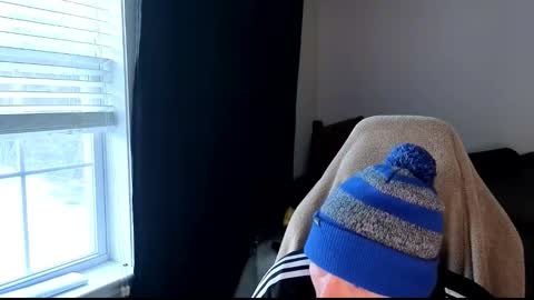 Hansel and Gretle online show from February 15, 10:30 pm